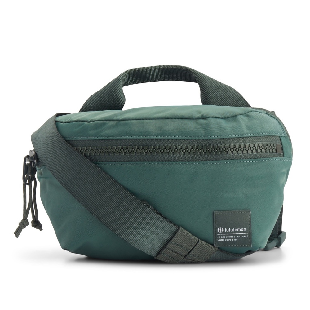 Lululemon All Day Essentials 2.5L Belt Bag